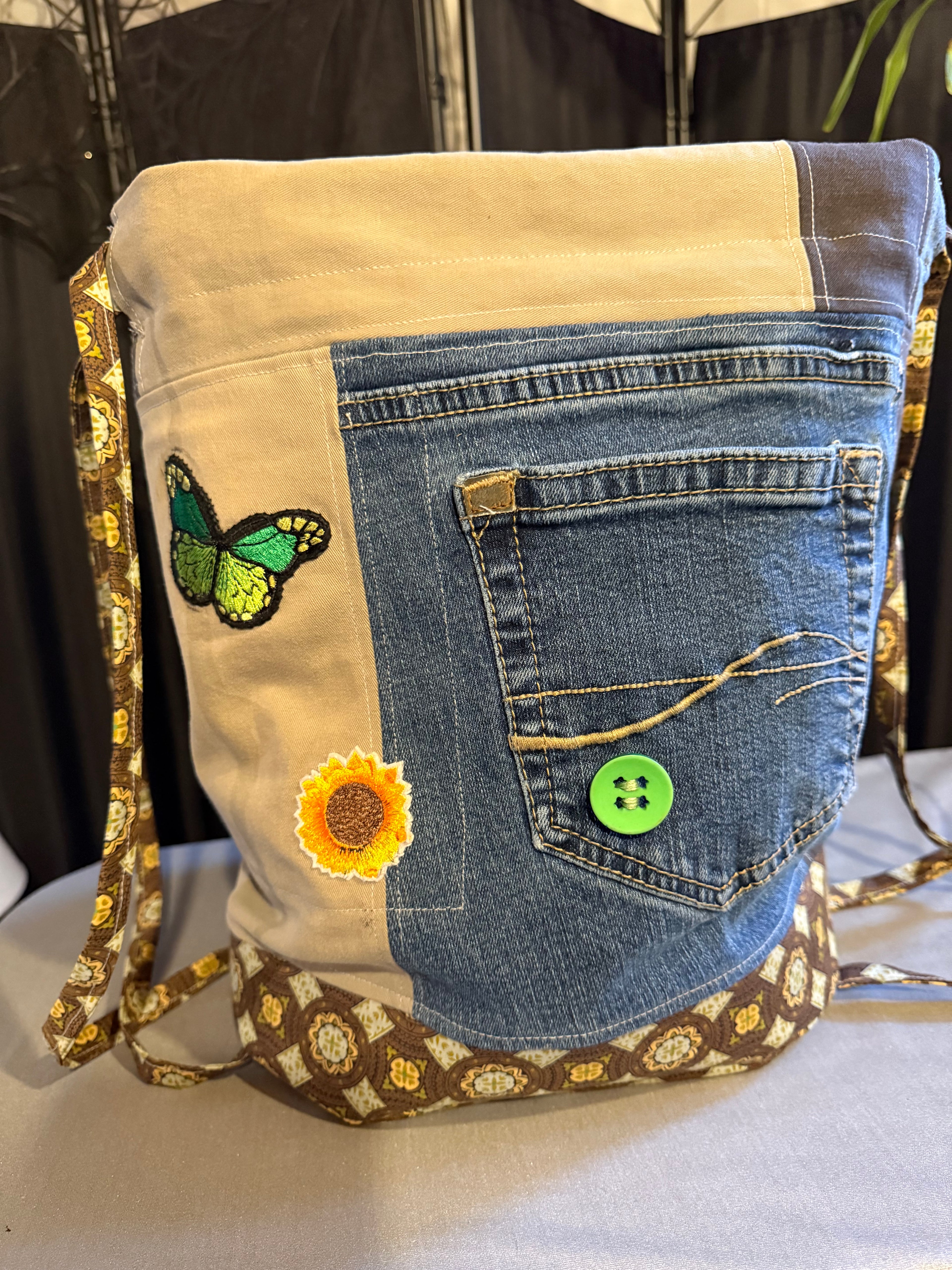 sunflower string backpack