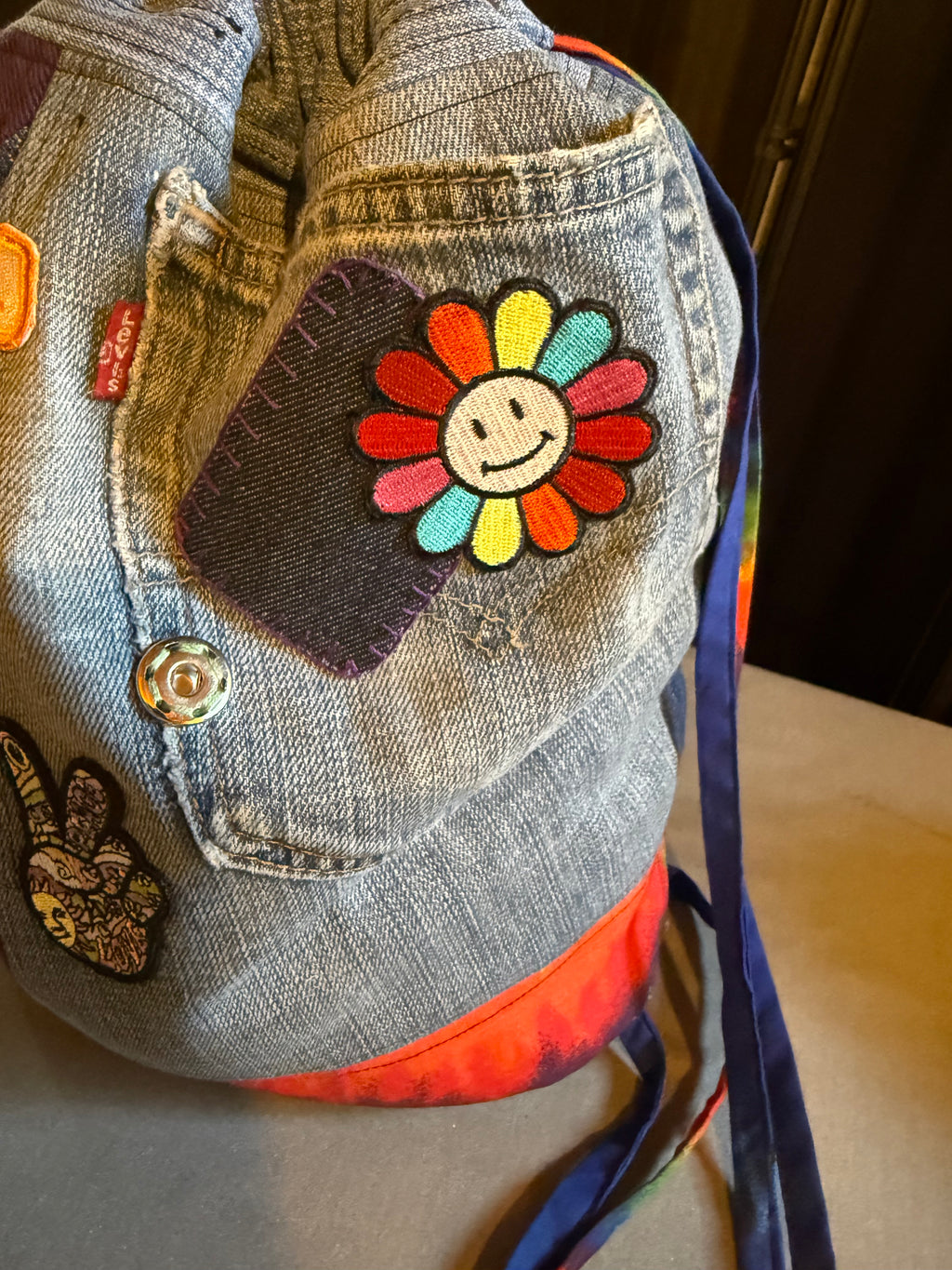 Groovy string backpack