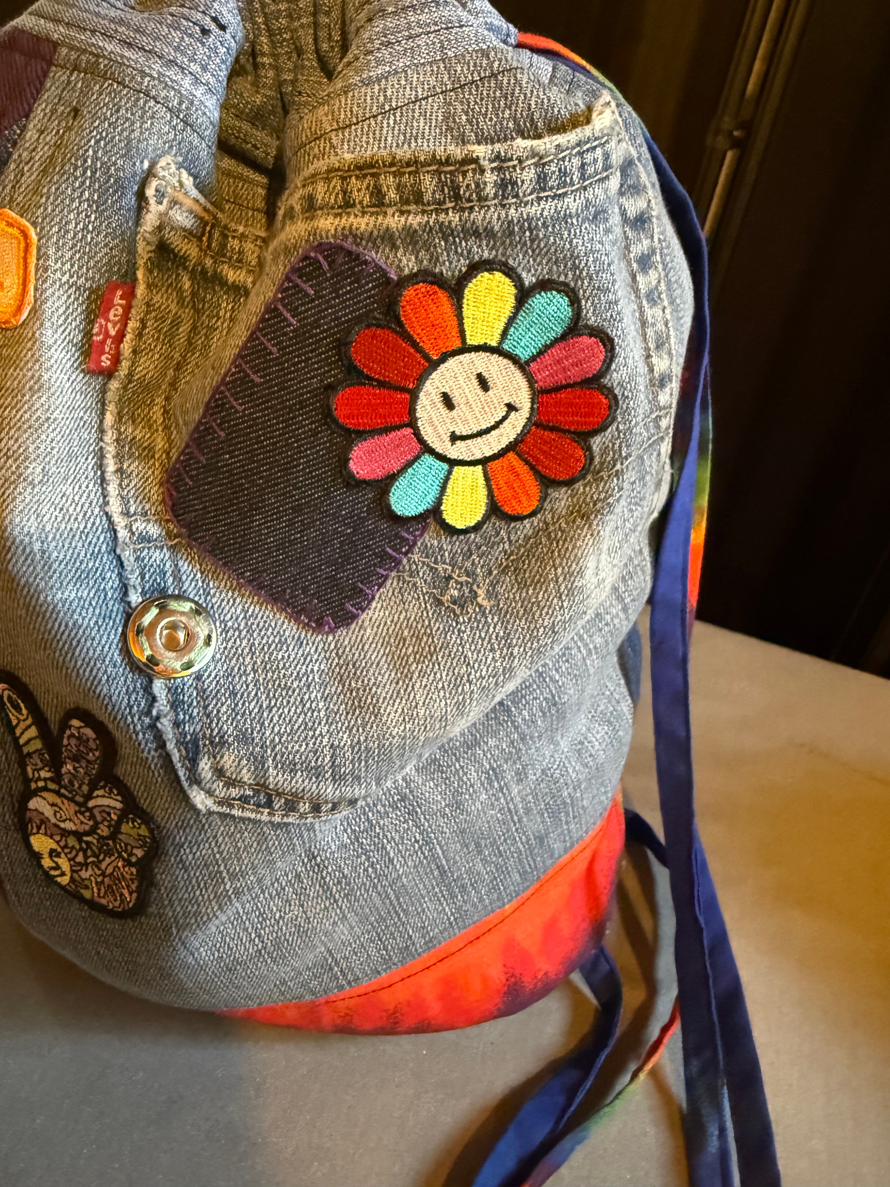 Groovy string backpack