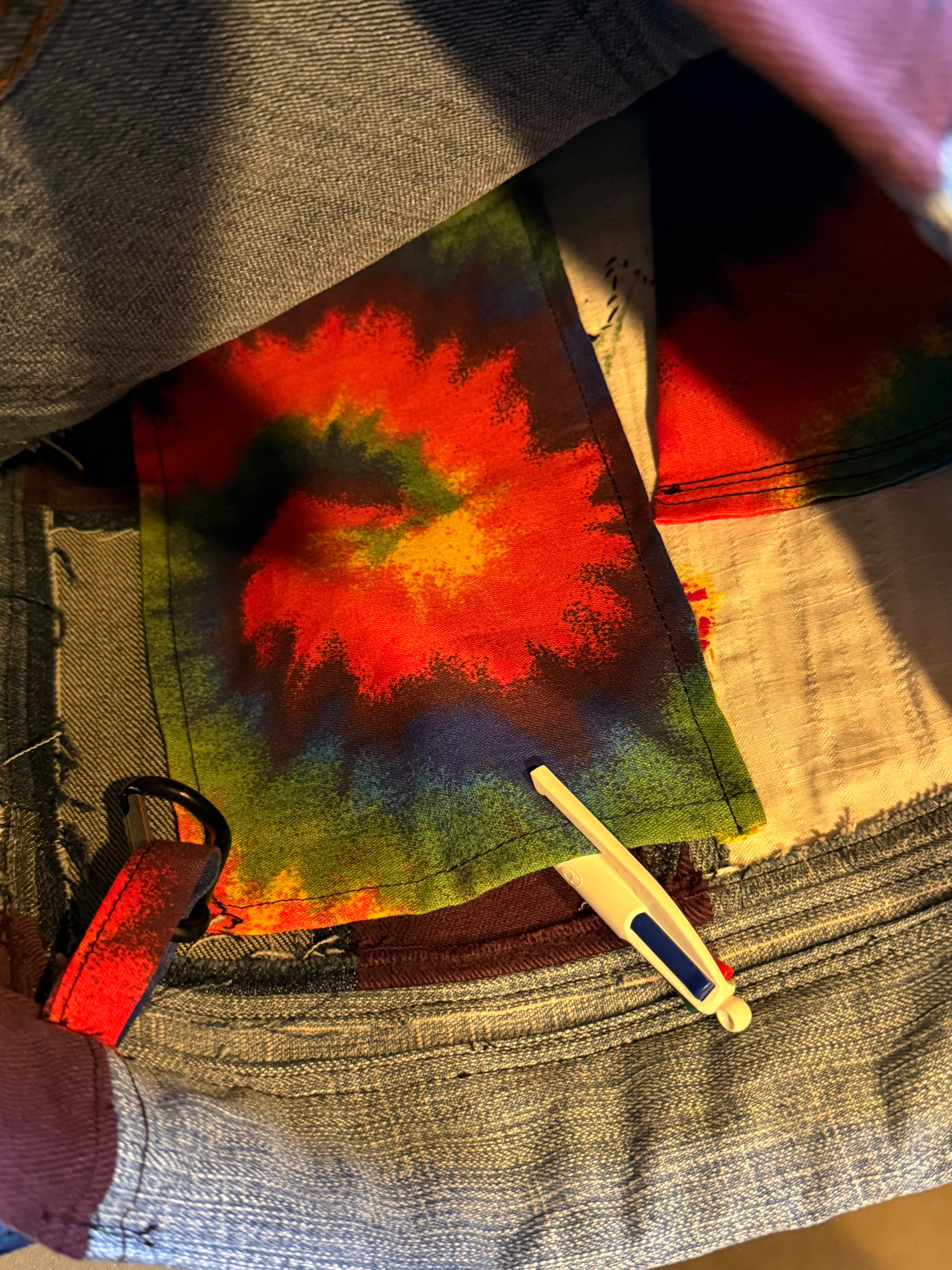 Groovy string backpack