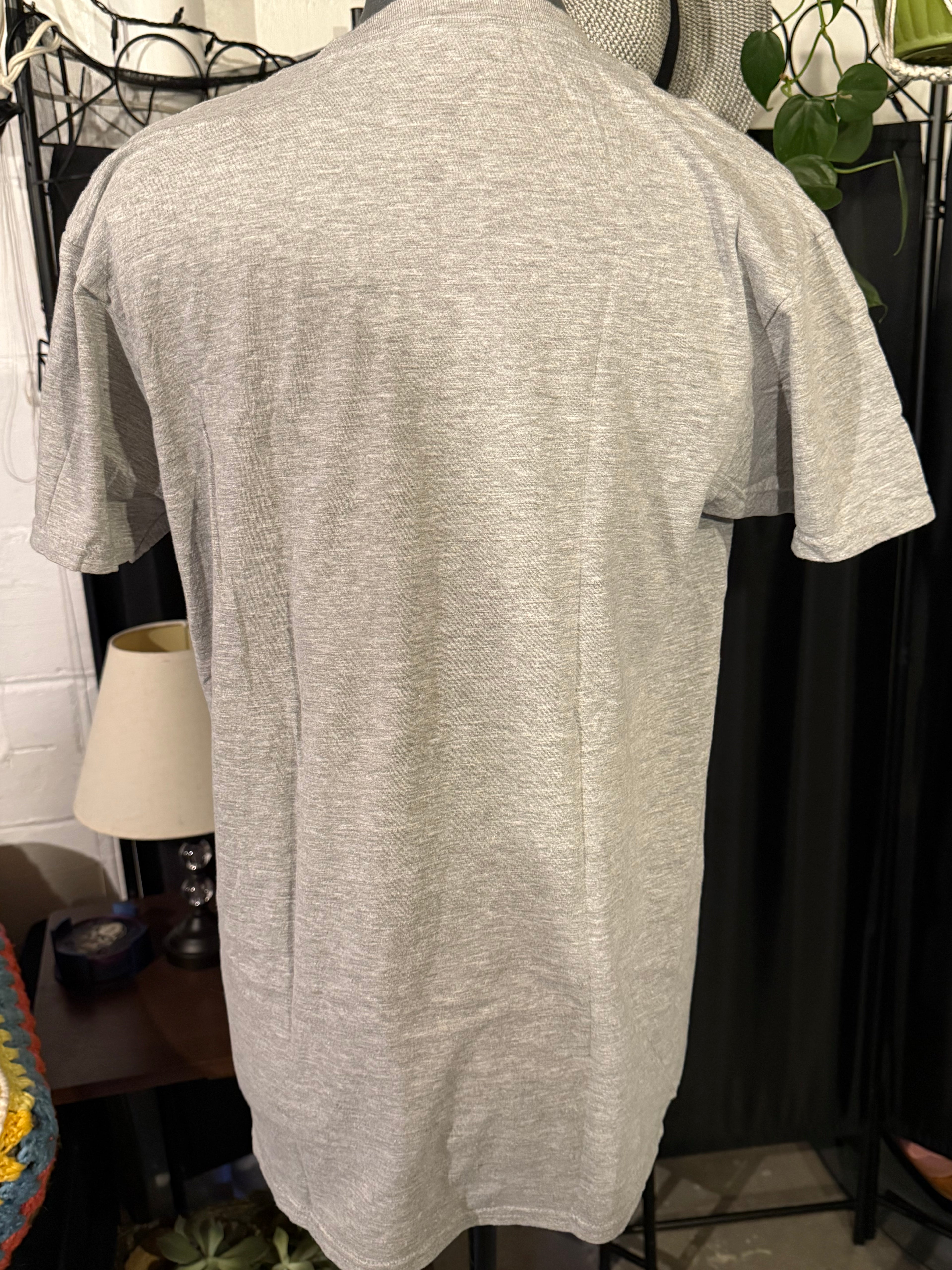 blue wolf print T-shhirt