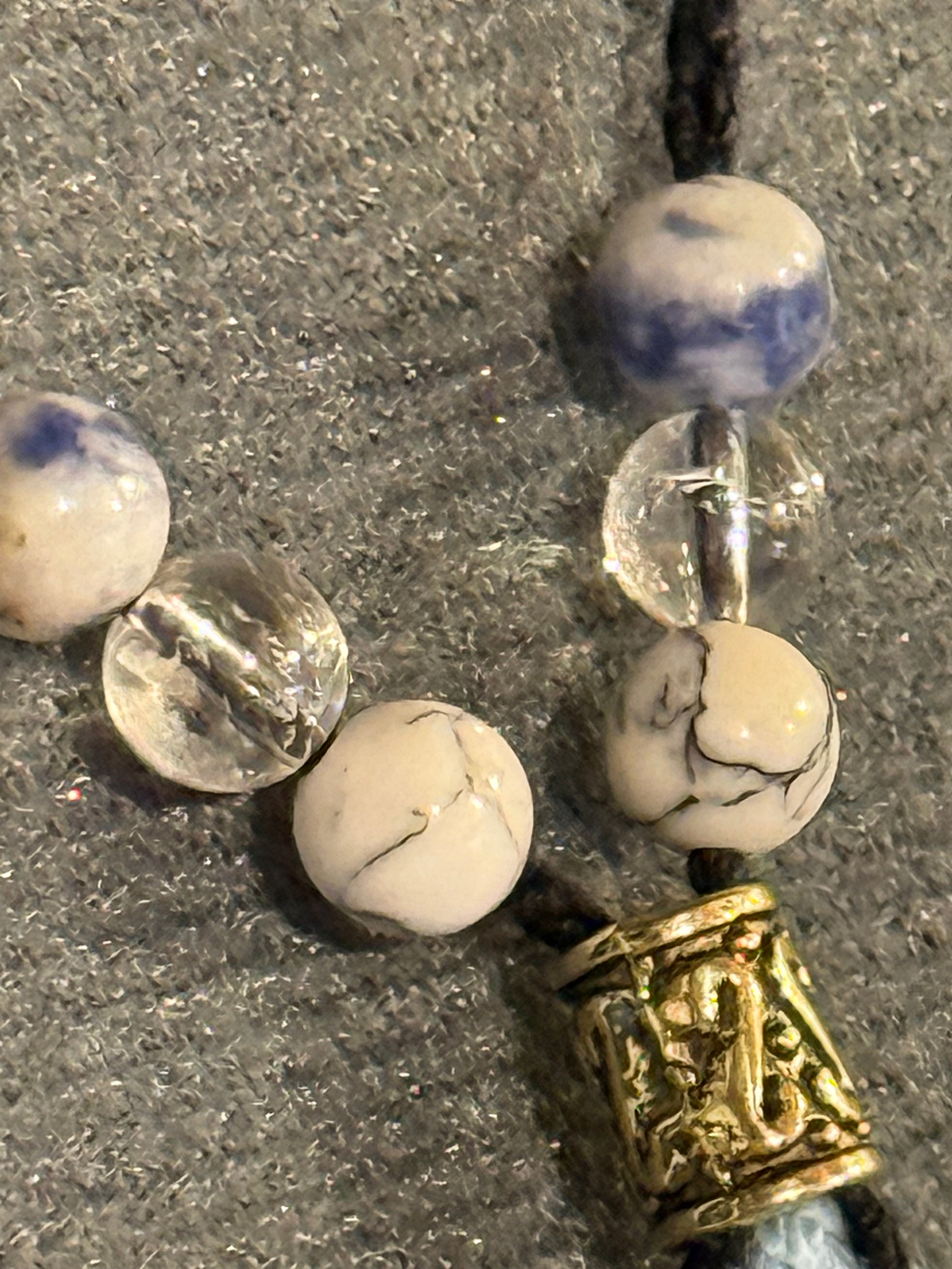 Light blue grounding stone necklace