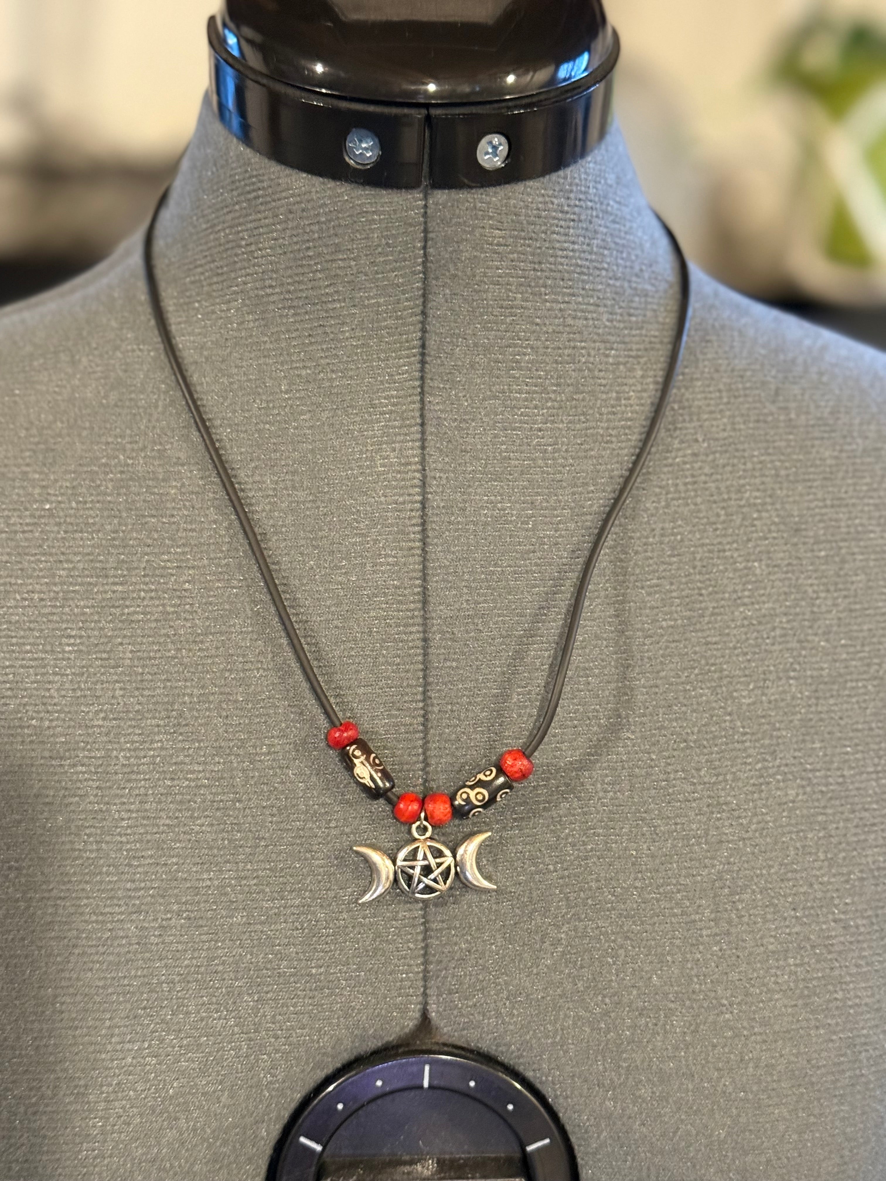 triple moon pendant necklace