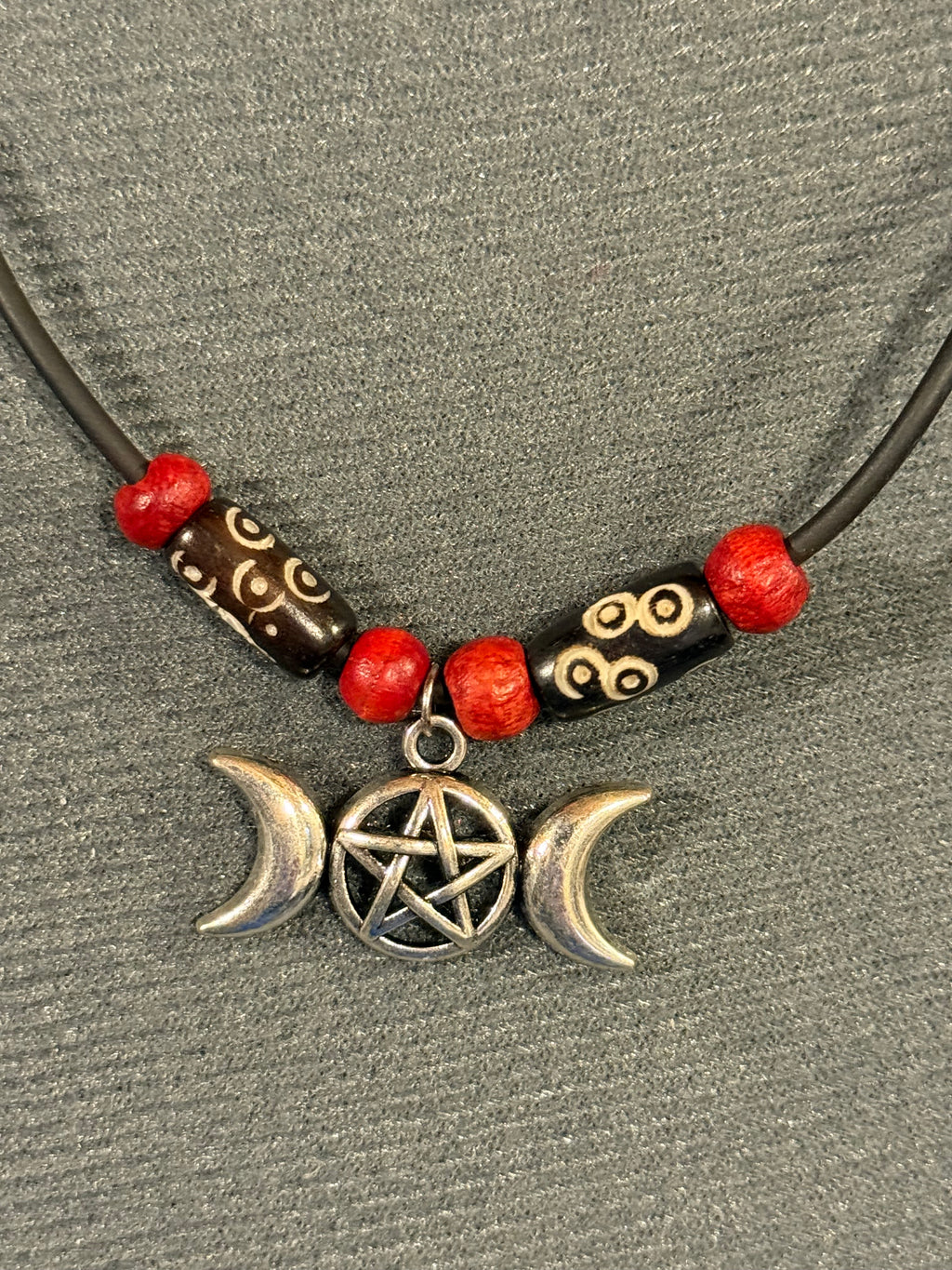 triple moon pendant necklace