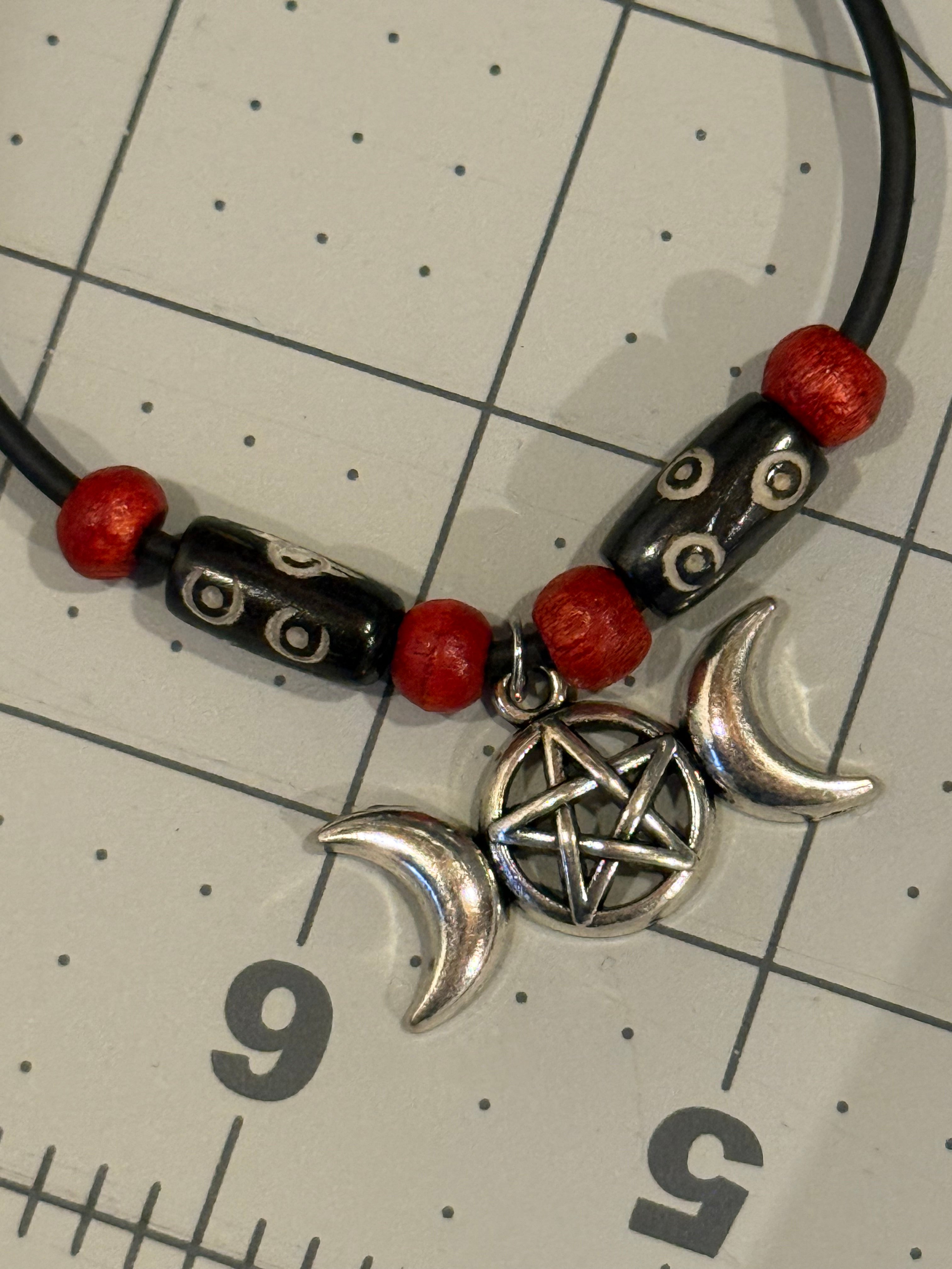 triple moon pendant necklace