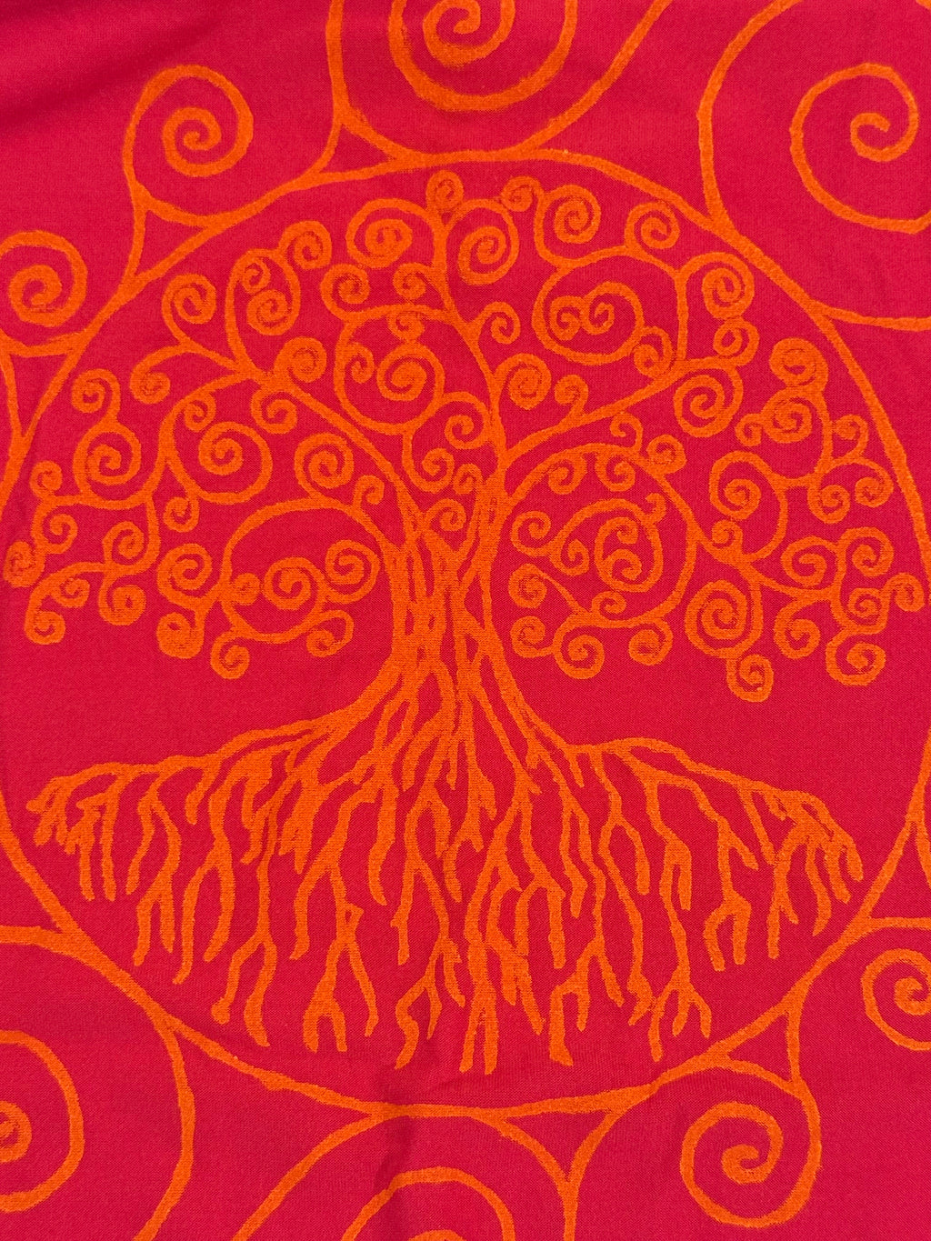 magenta pink world tree tank