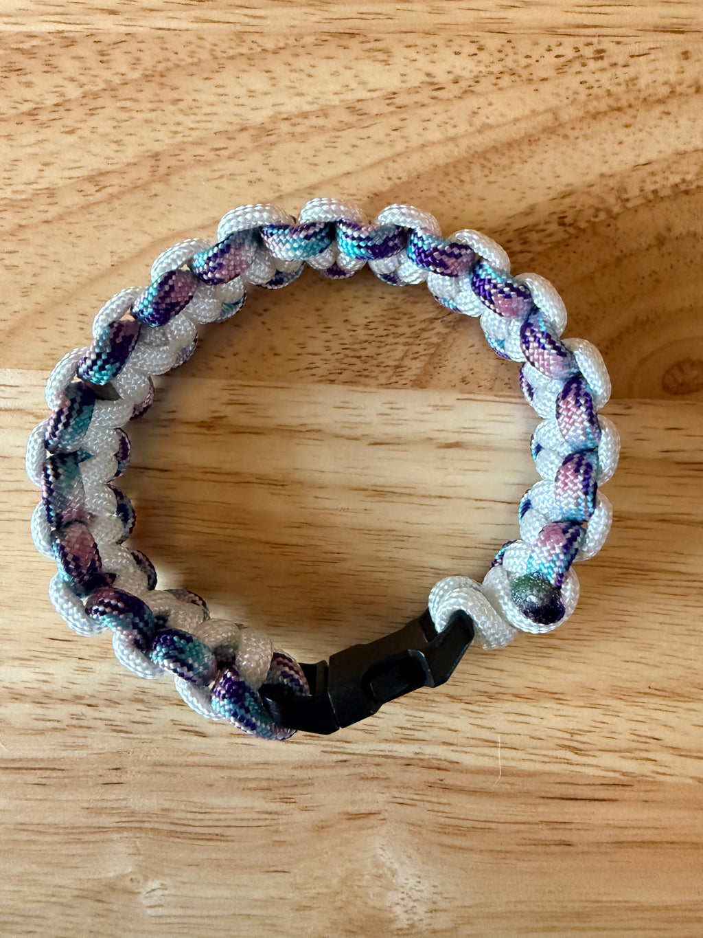 White & purple/pink/blue paracord bracelet 7.5 inch