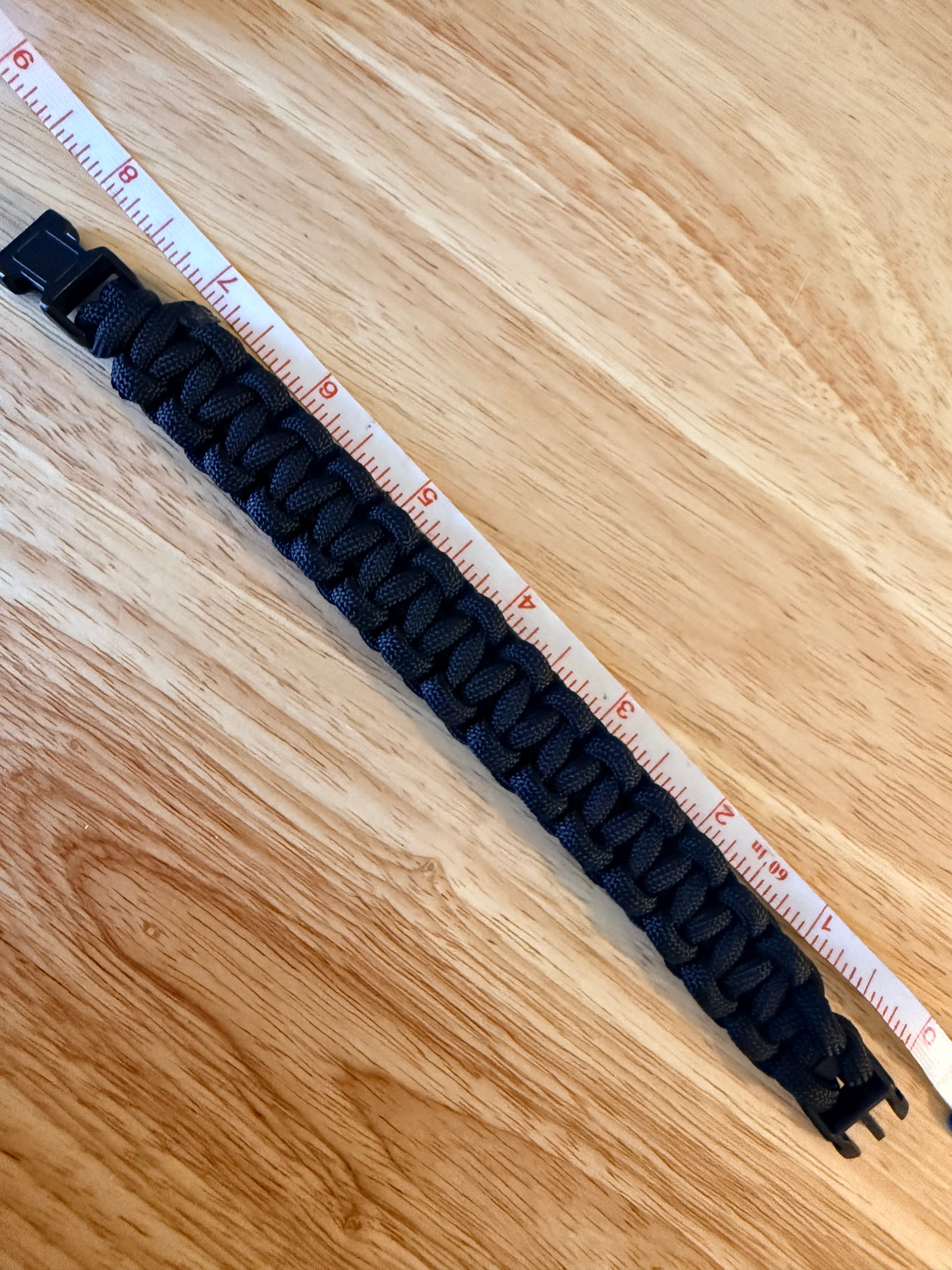black paracord bracelet