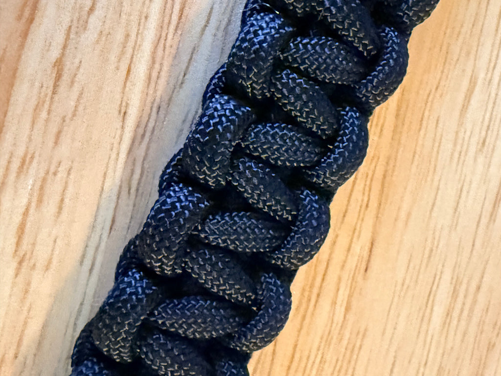 black paracord bracelet