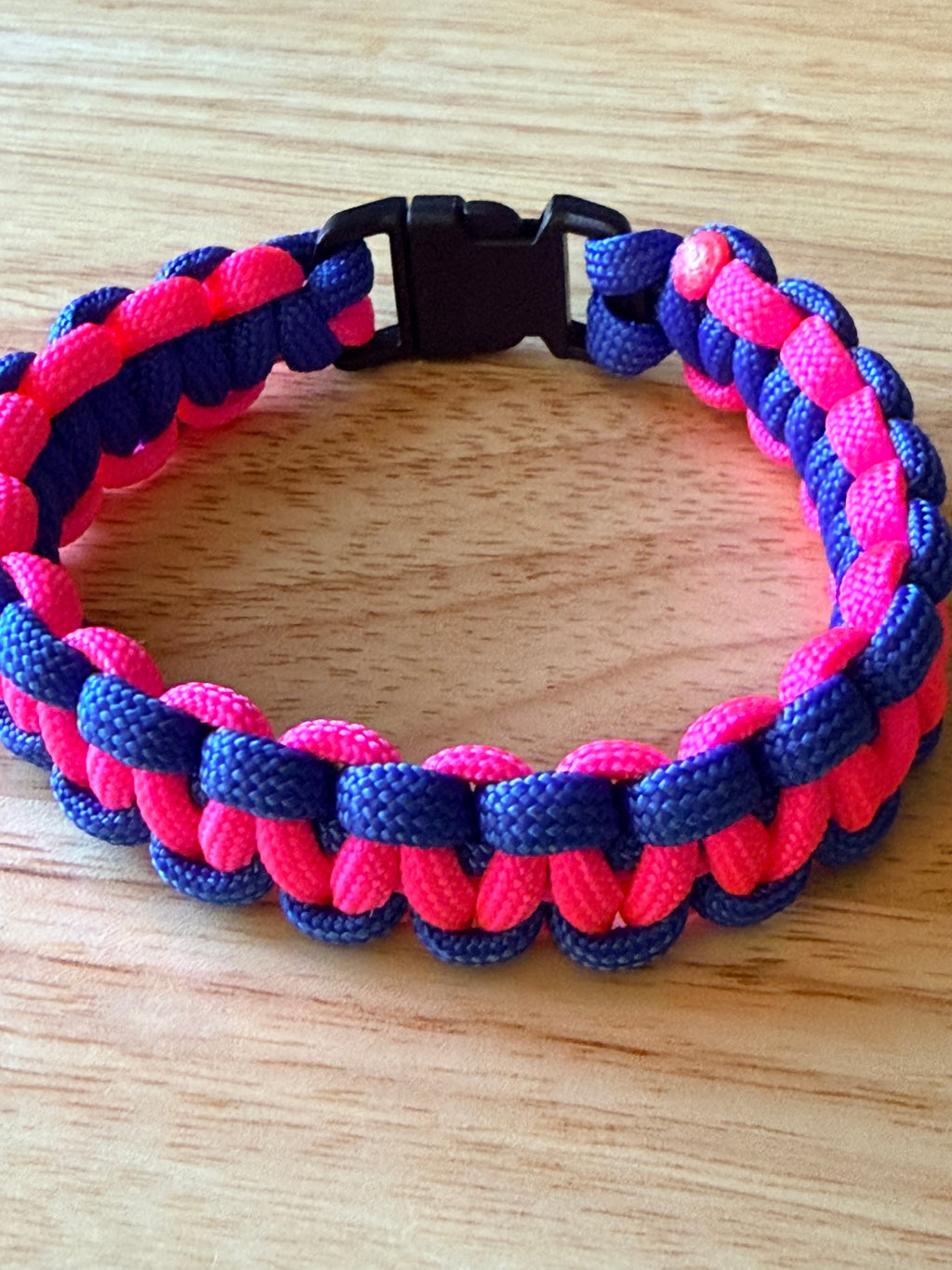 Hot pink & royal blue paracord bracelet