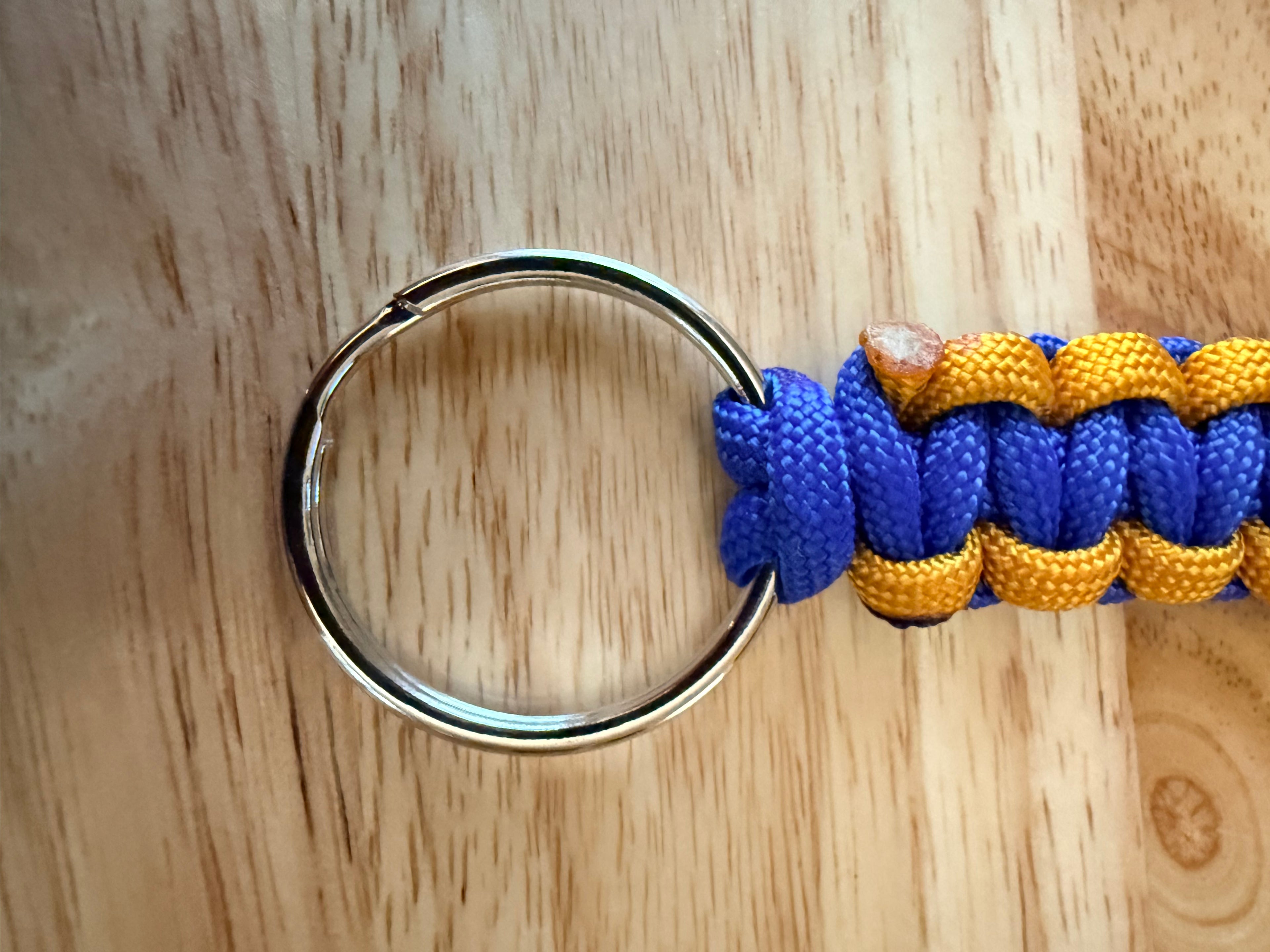 blue & gold paracord key chain