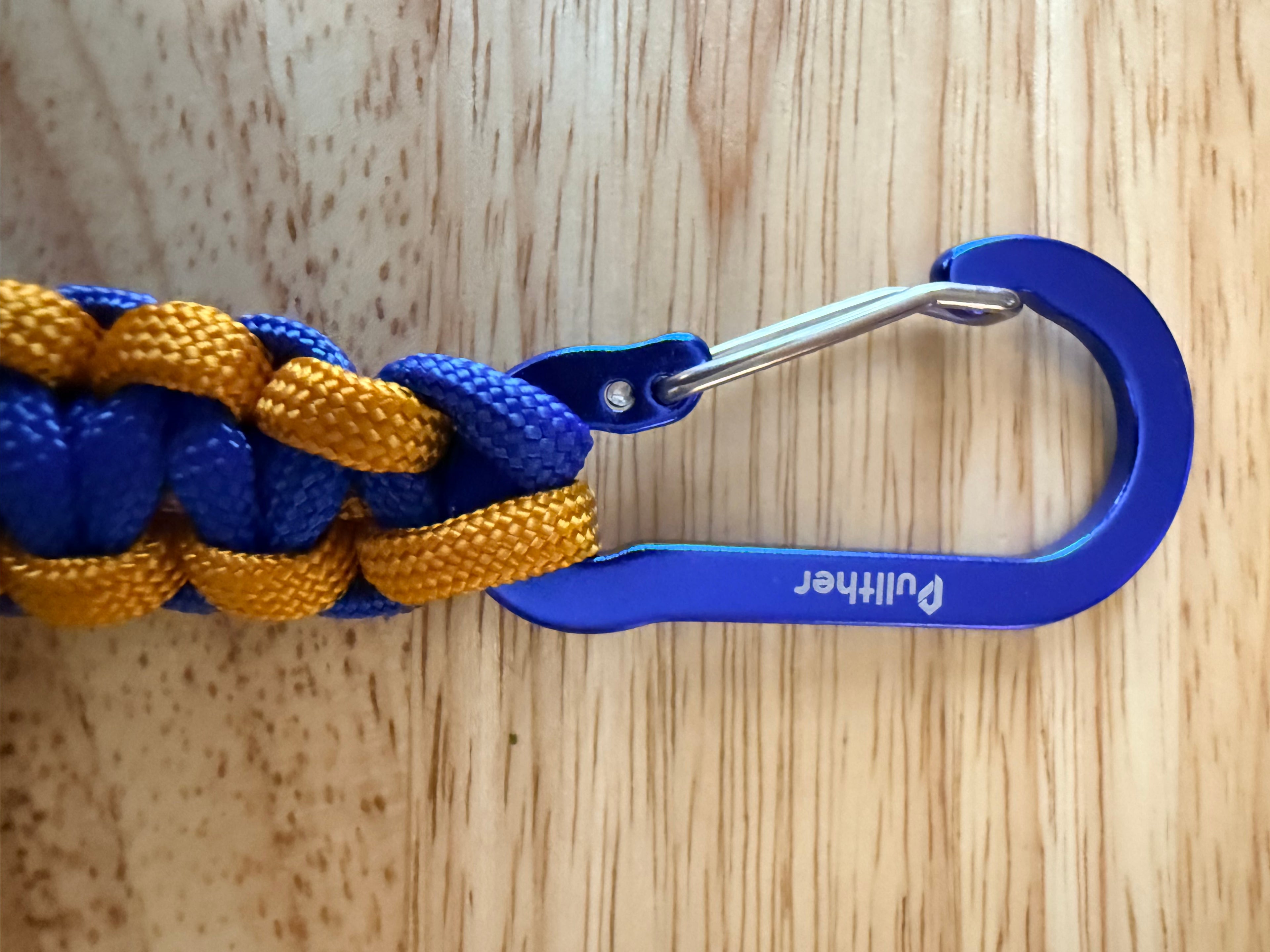 blue & gold paracord key chain