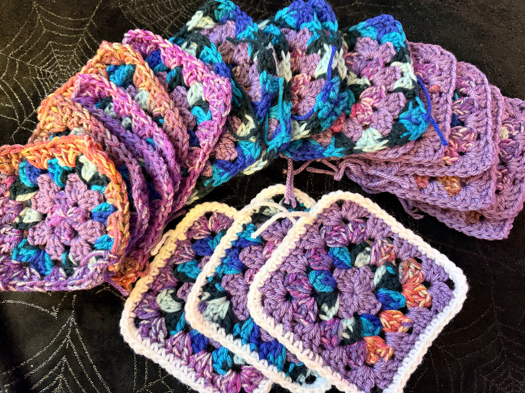 Blue, Purple & White carryall bag