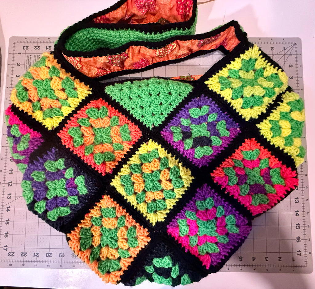 Bright & Black Carryall Bag