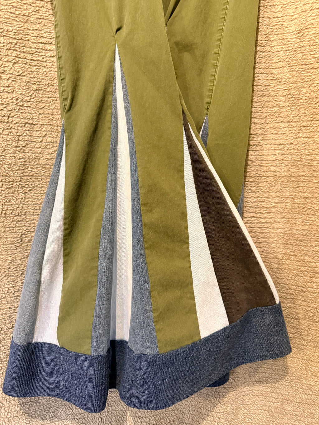 green jeans bell bottoms