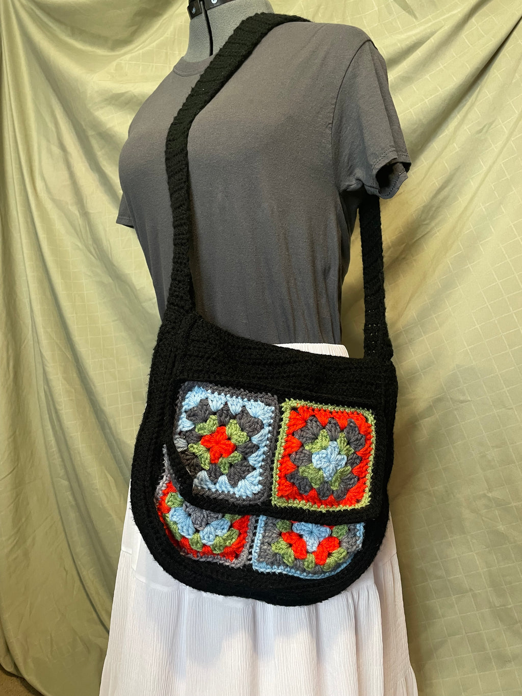 multi colored granny square bag